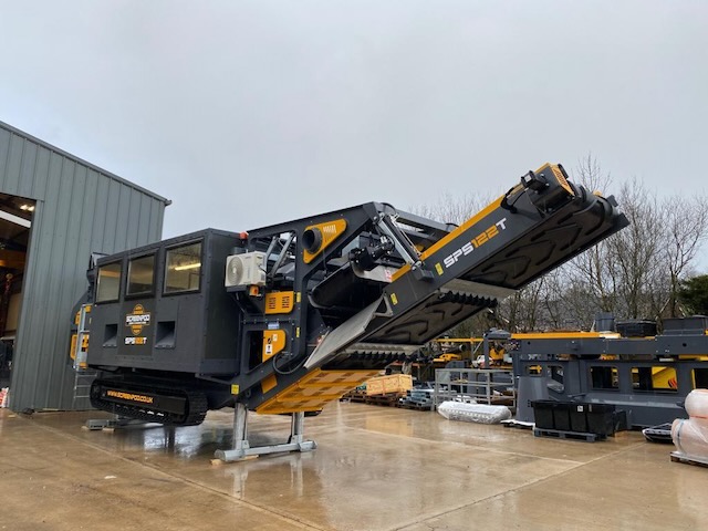 Tracked Mobile Picking Station